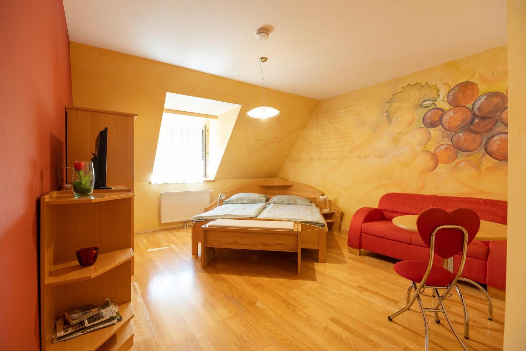 Winzerhof Strablegg Villa Großklein Bagian luar foto
